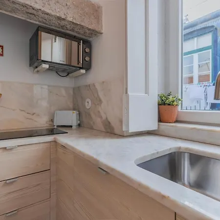 Lovely Madragoa 2 리스본